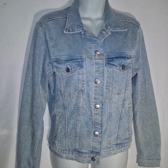 H&M classic Denim Jacket with metal buttons in size Medium - Picture 9 of 15